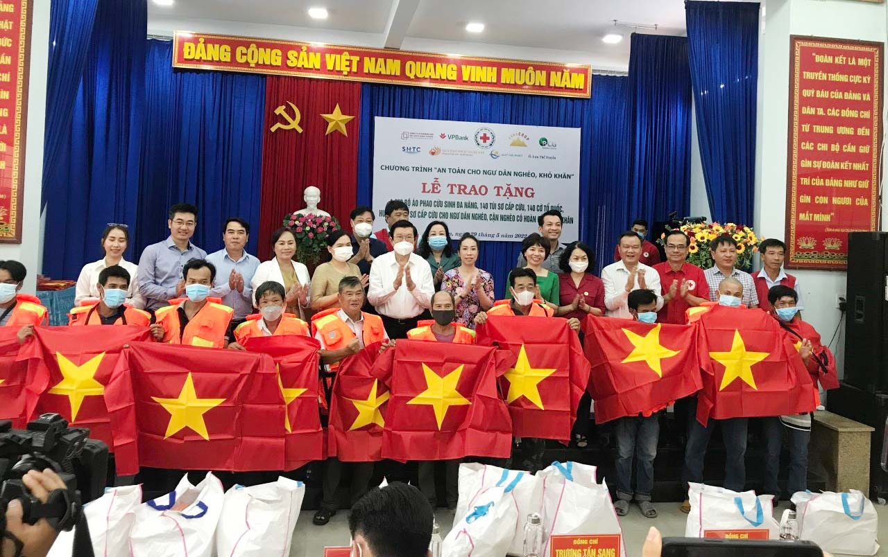 Chương trình An toàn cho ngư dân nghèo, khó khăn
